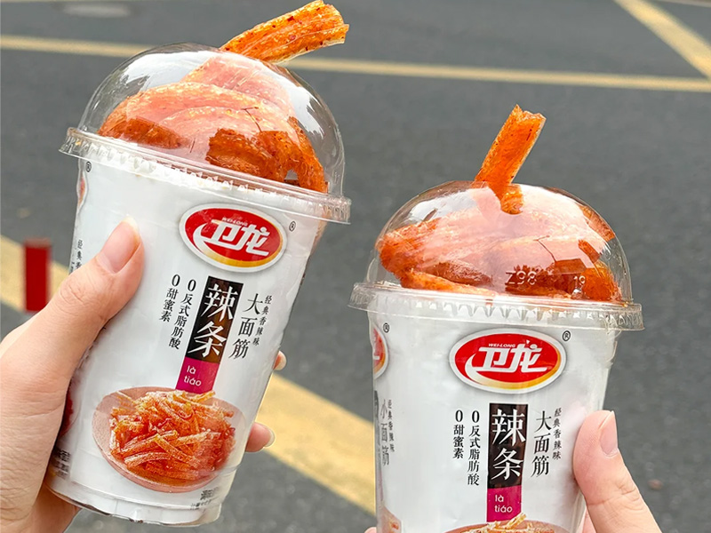 辣条来一杯 卫龙杯装大面筋辣条