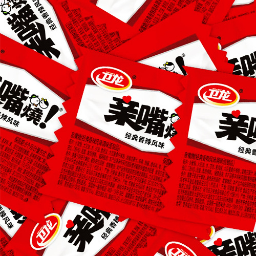 卫龙亲嘴烧辣条  经典香辣风味调味面制品 118g装