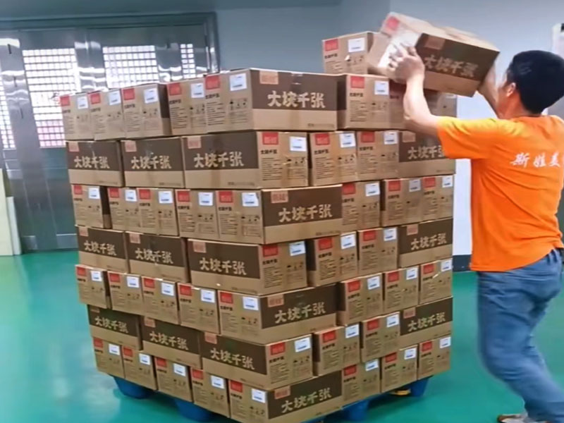 斯娃食品包装车间