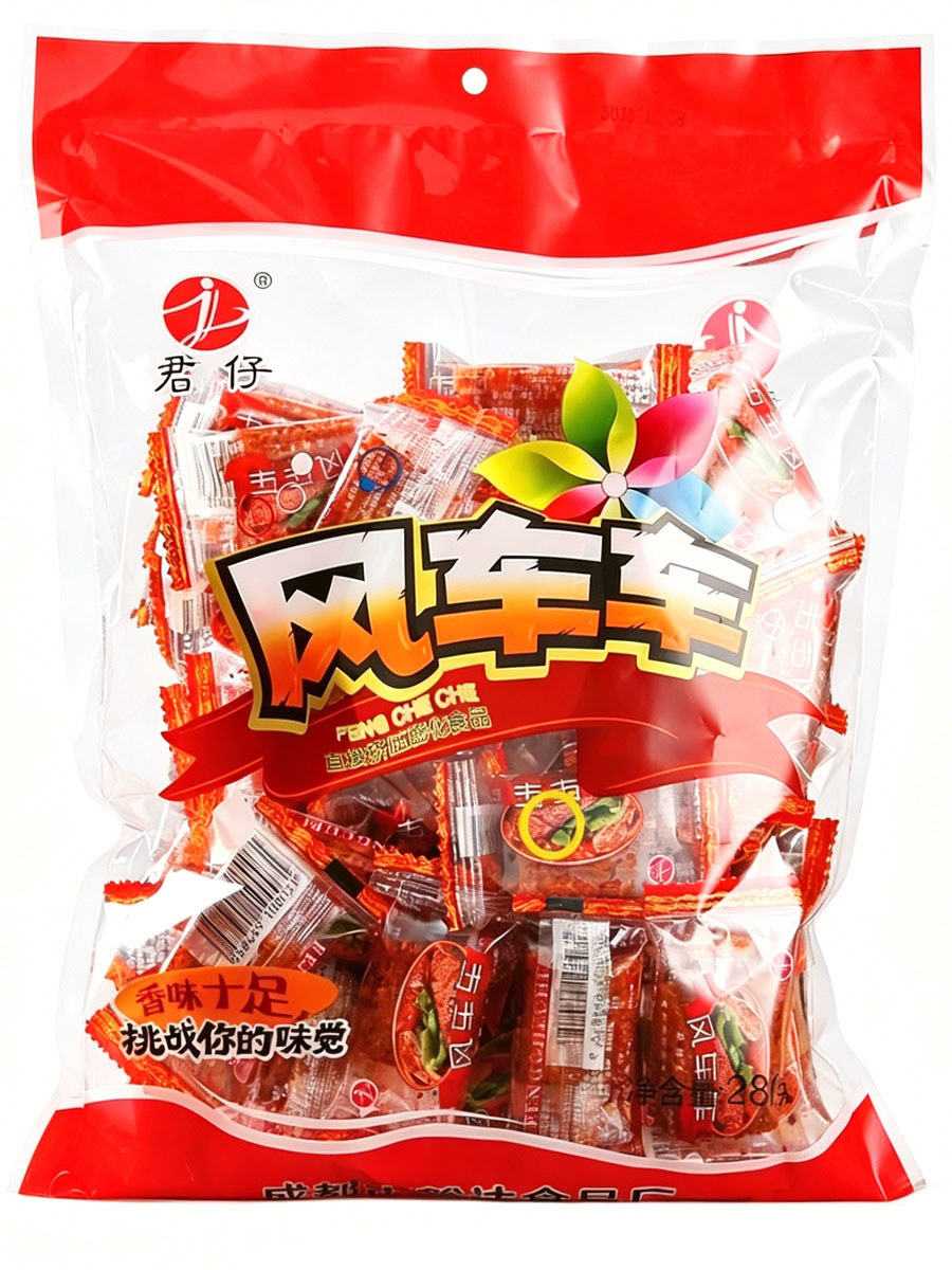 成都市豁达食品厂出品的君仔风车车辣条分享装